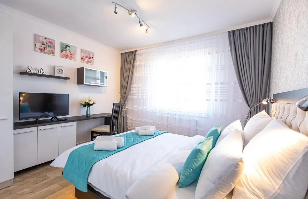Onyx - Wonder Aparthotel-1